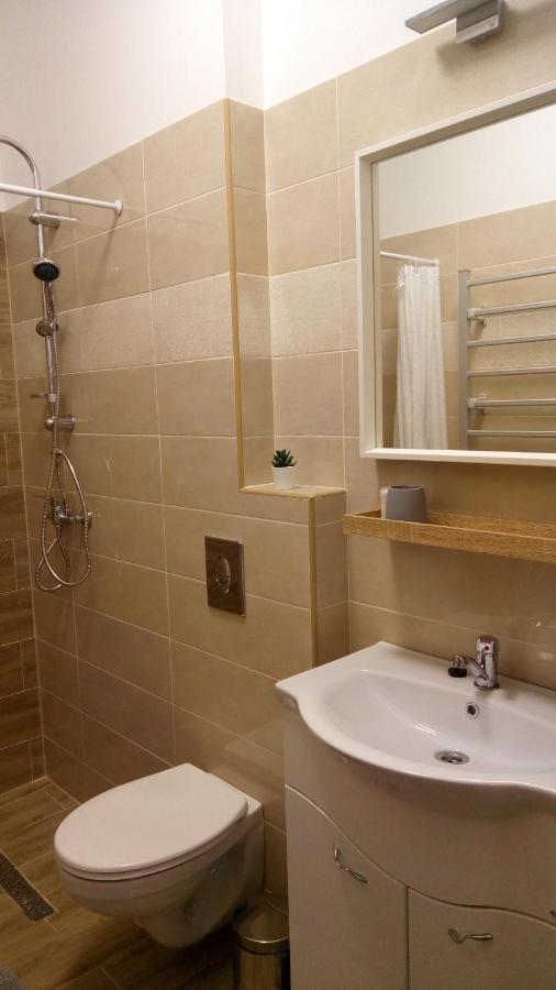 Loli Apartman Miskolc Ngoại thất bức ảnh