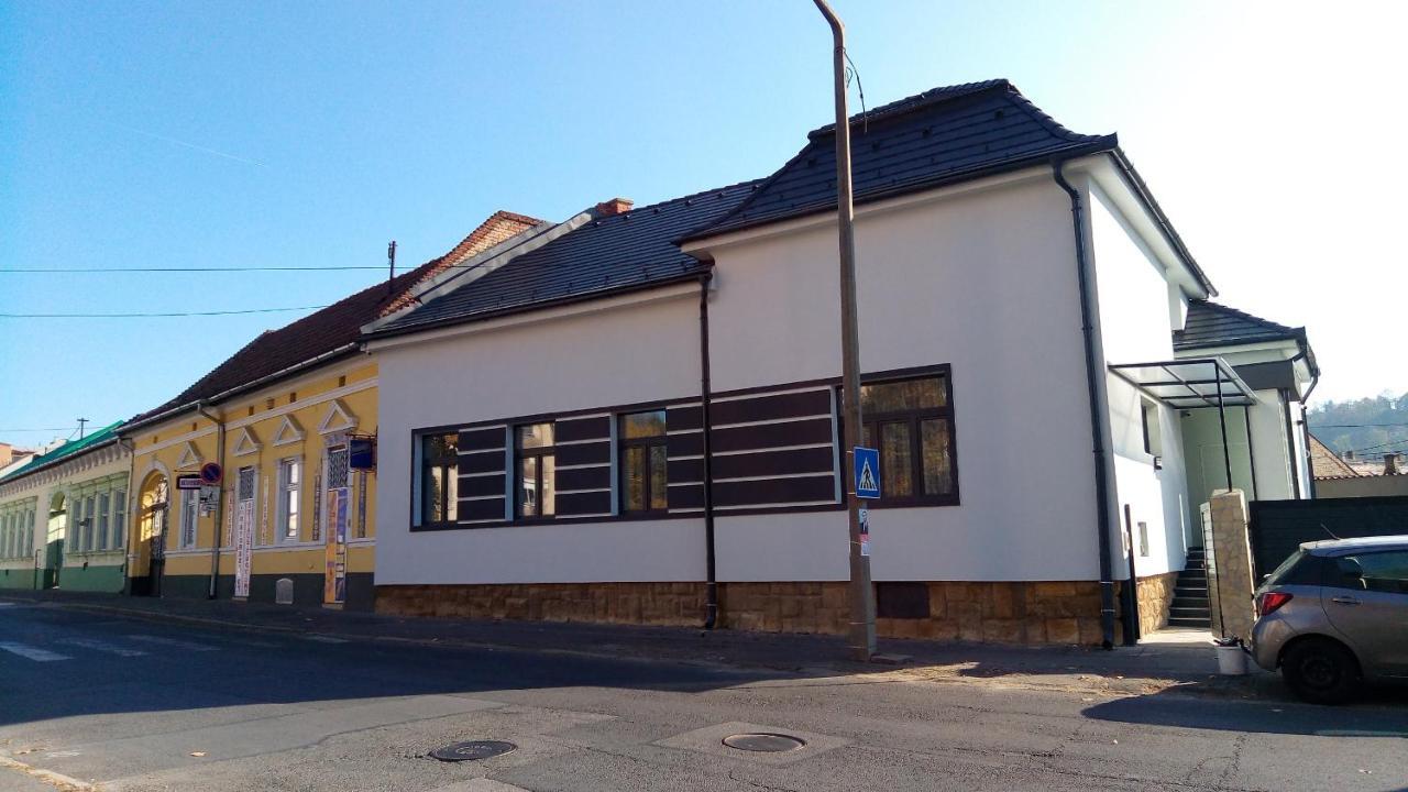 Loli Apartman Miskolc Ngoại thất bức ảnh