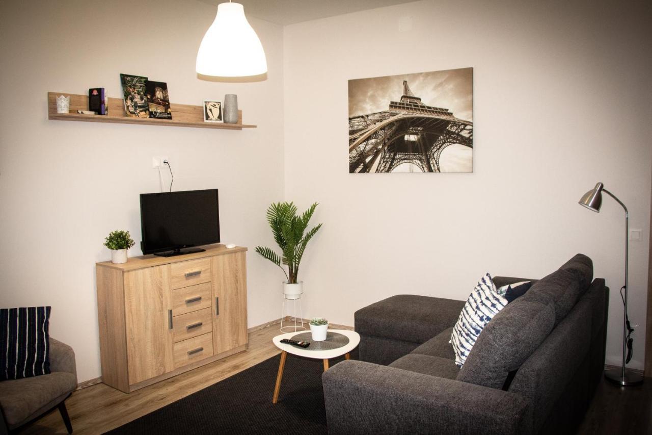 Loli Apartman Miskolc Ngoại thất bức ảnh
